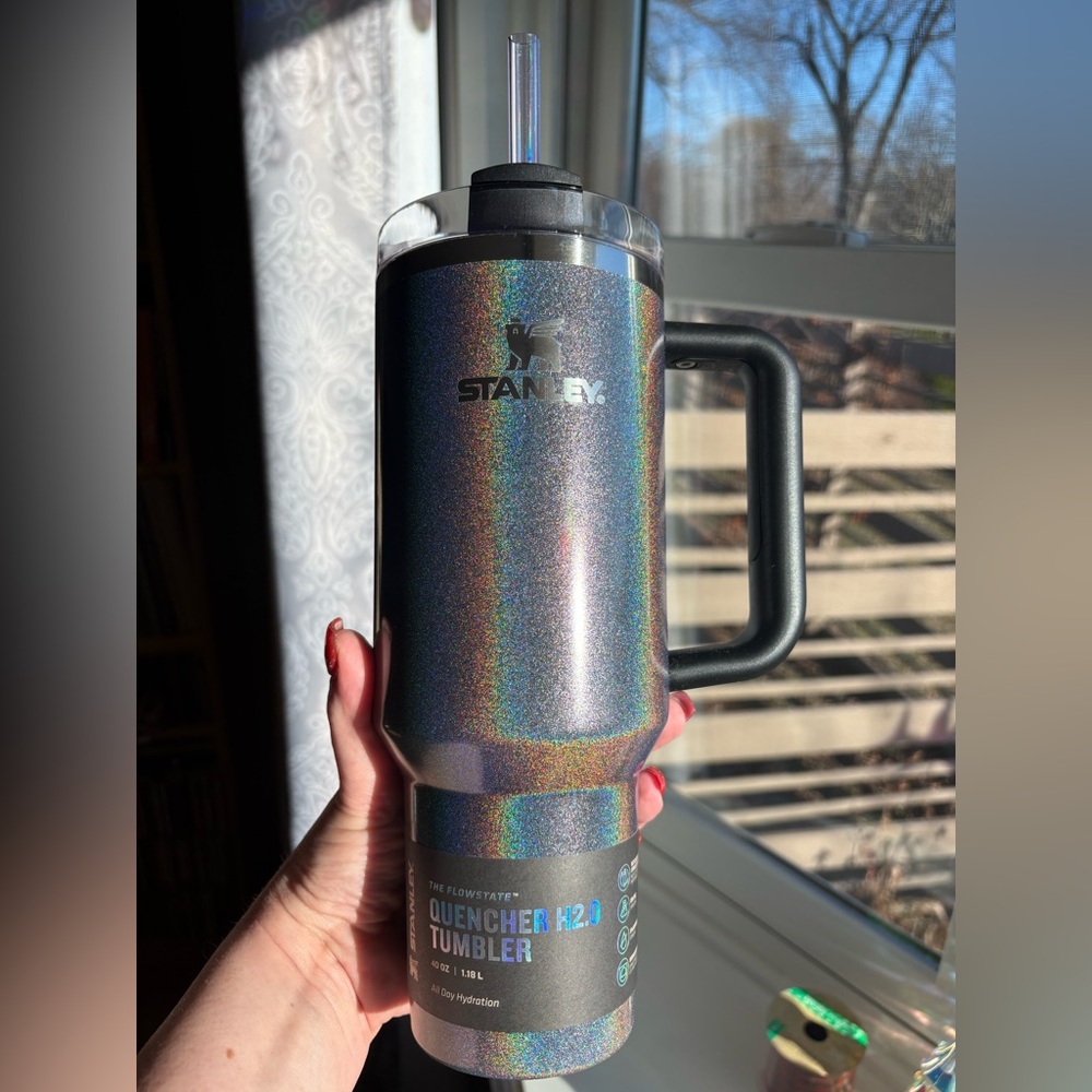 Midnight Glitz Quencher H2.0 Flowstate Tumbler 40 oz